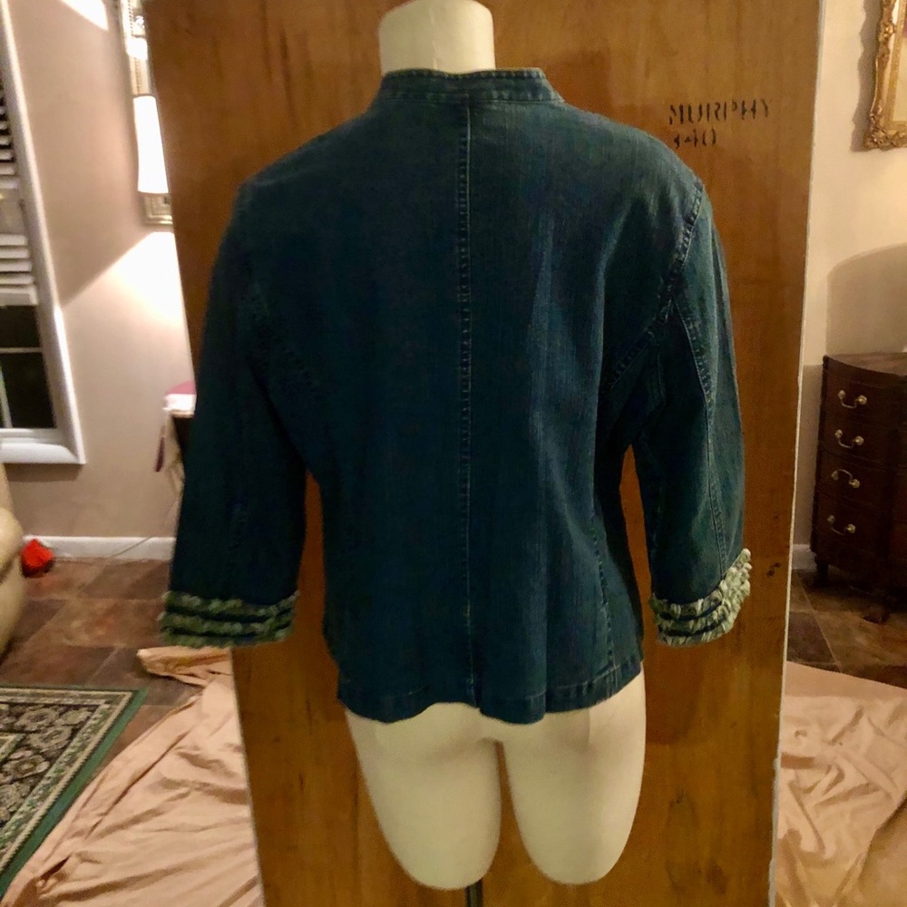 Jean Jacket for Women. NWOT - Picture 7 of 8